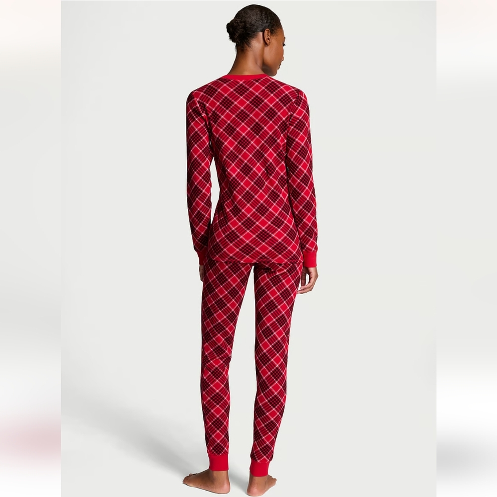 New Victoria's SecretThermal Long Pajama Set - Picture 2 of 6